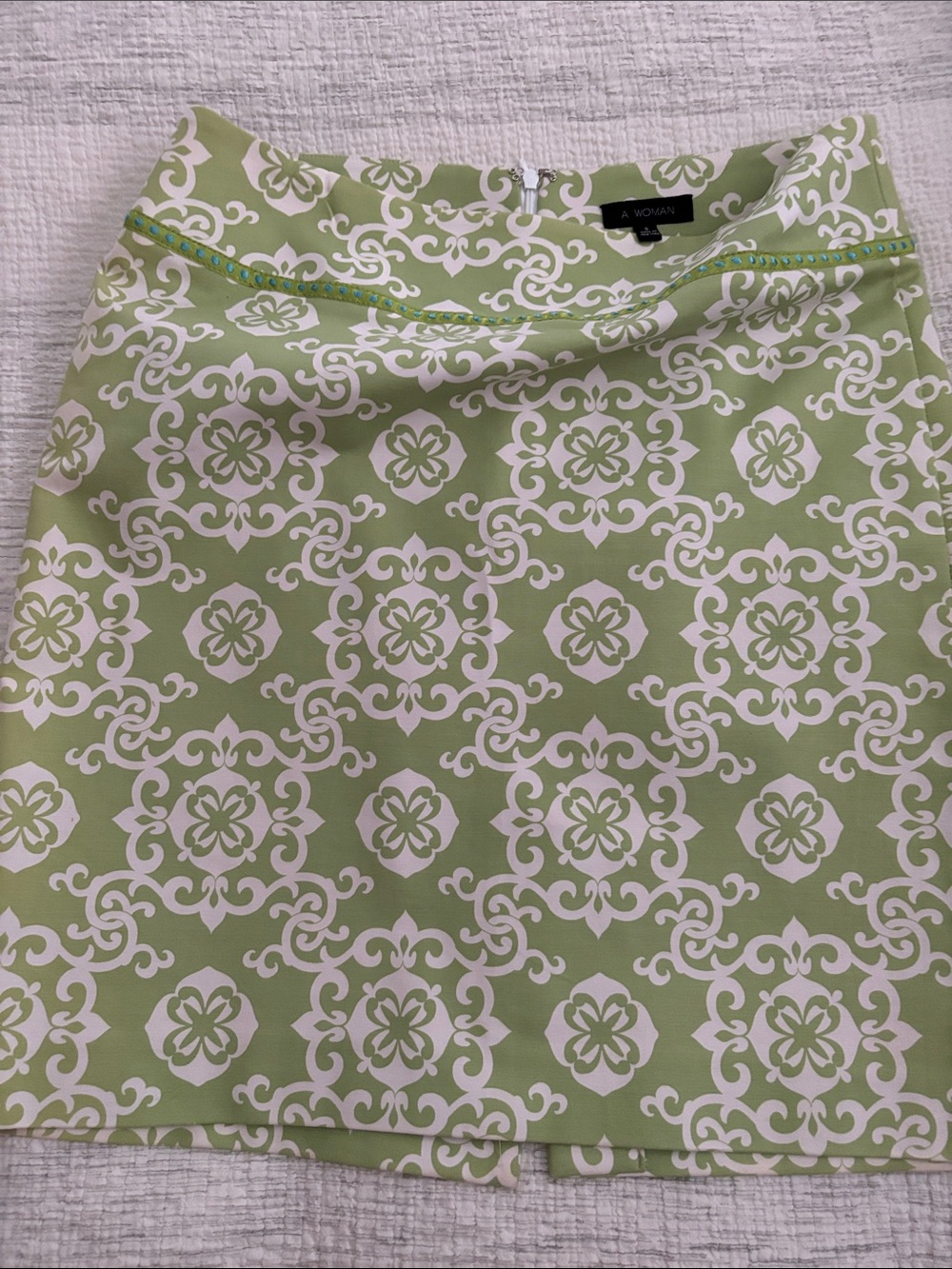 Green & White Patterned A-Line Skirt